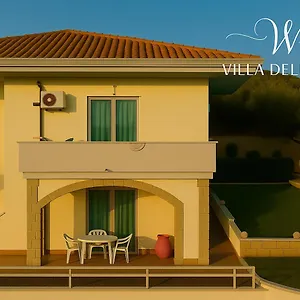 Beb Con Piscina Del Borgo Maison d'hôtes